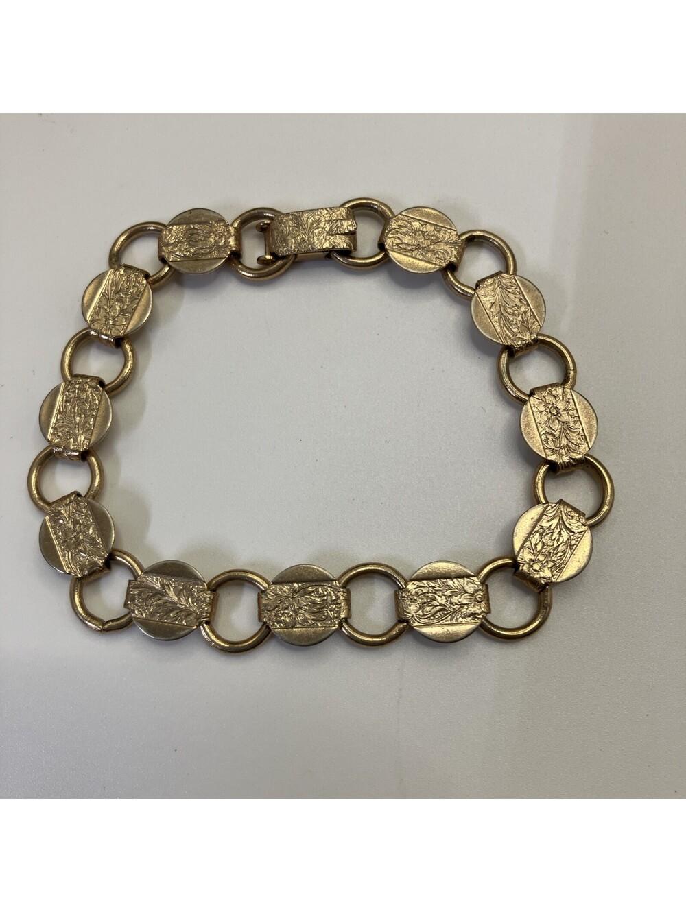 Vintage 7”Bracelet Sarah Coventry Floral Medallions Gold Tone Young and Gay 1959